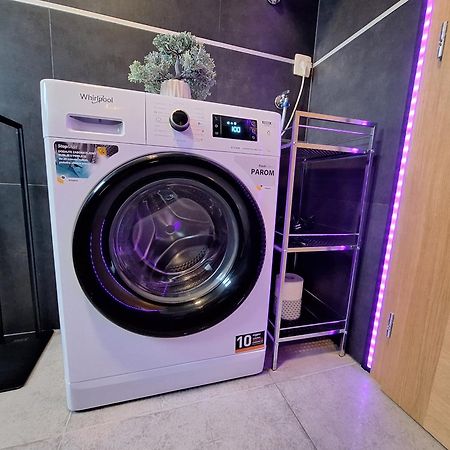 Spacious Modern Apartment 비오그라드나모루 외부 사진