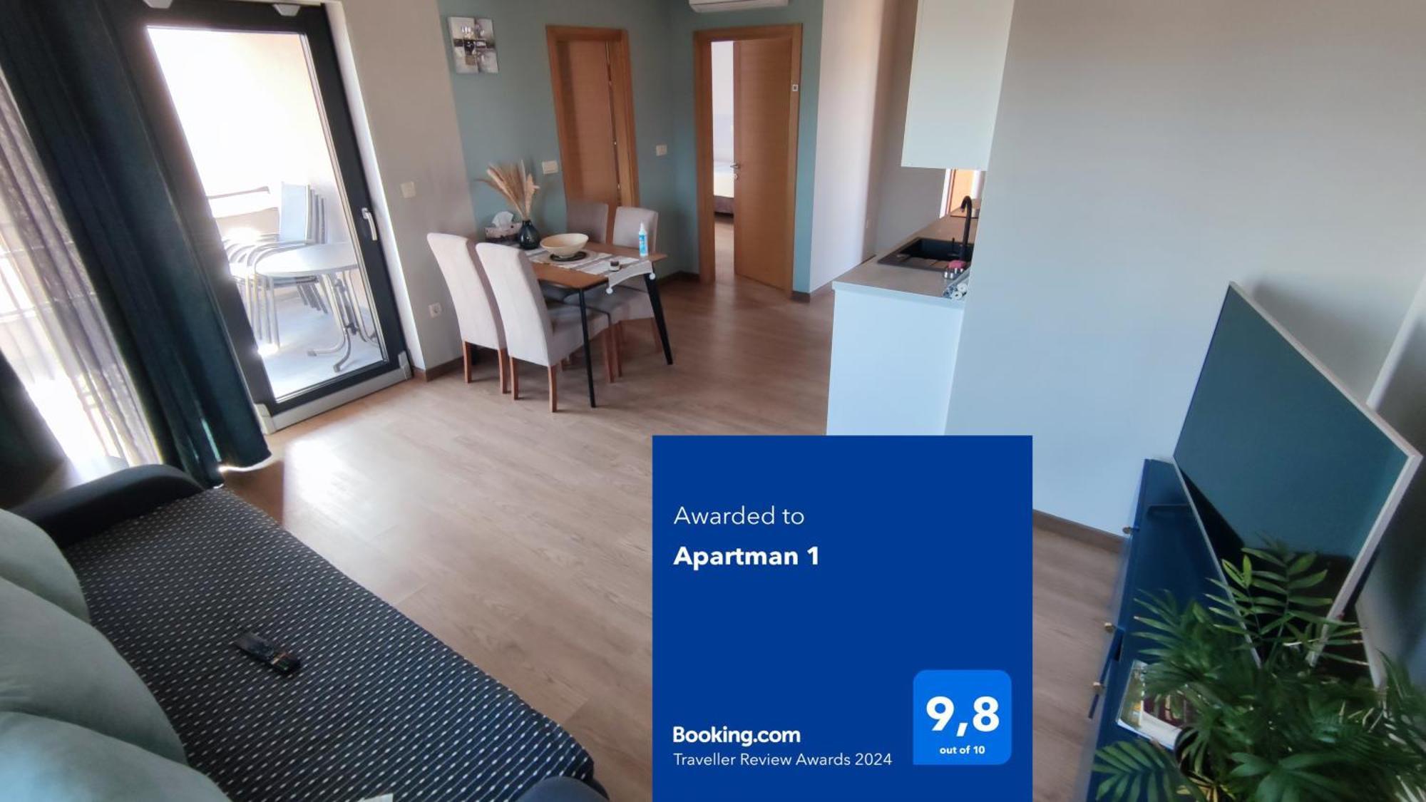 Spacious Modern Apartment 비오그라드나모루 외부 사진